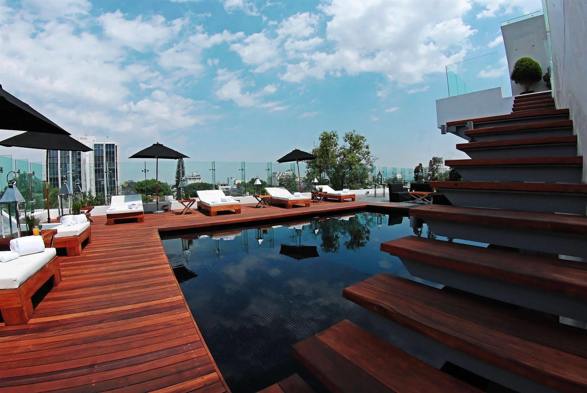 Demetria Hotel Guadalajara Bagian luar foto