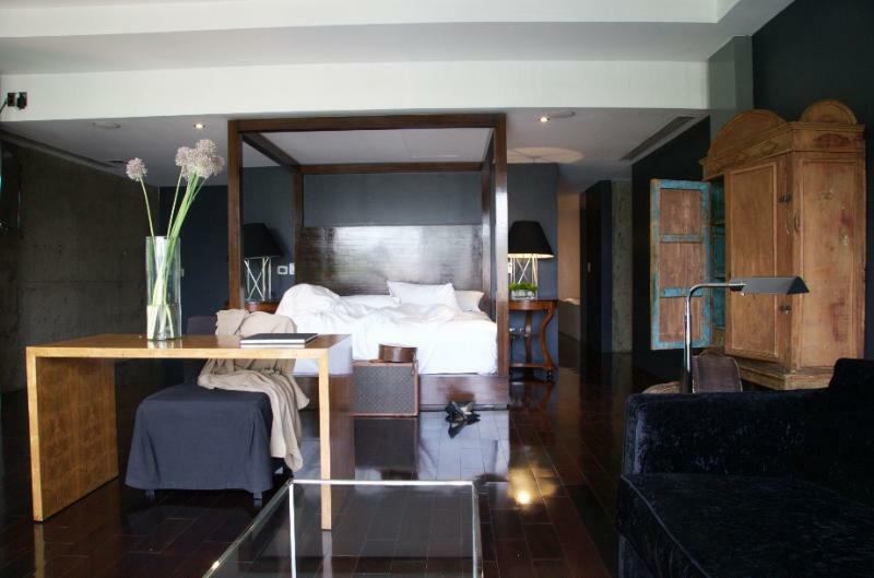 Demetria Hotel Guadalajara Bagian luar foto